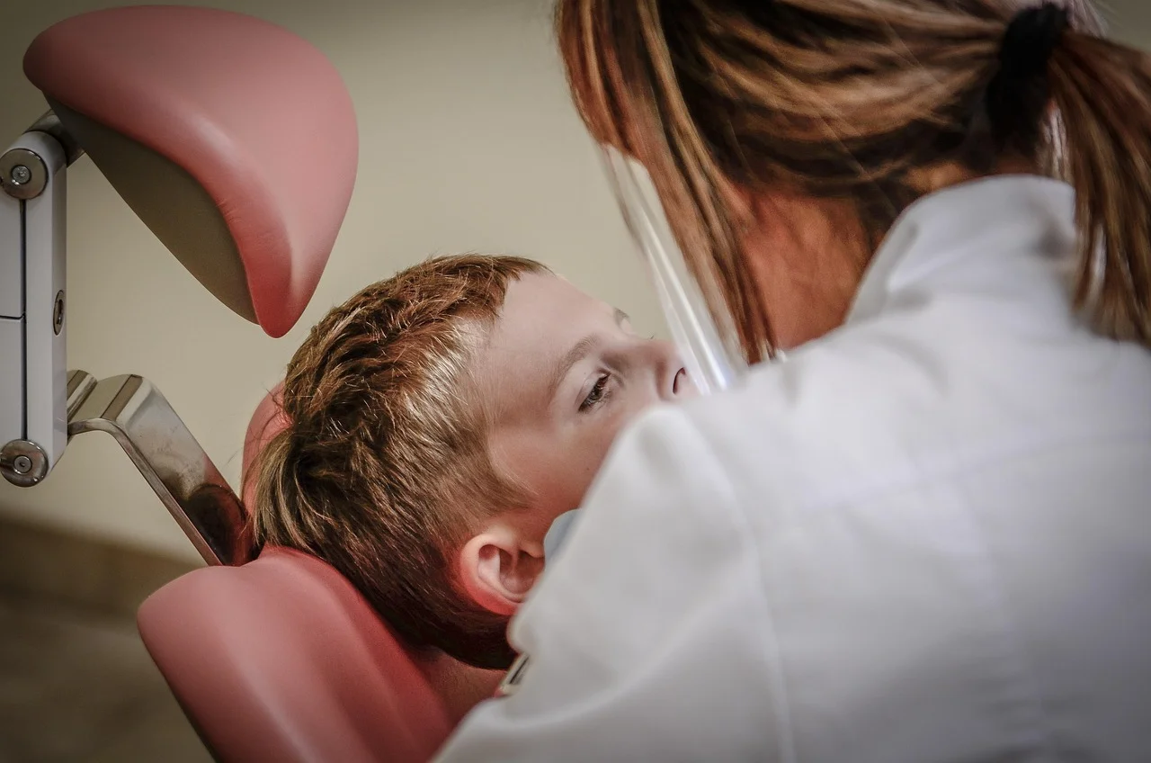 Ortodoncja dla dzieci w Lubinie — pewny uśmiech w DIAMANTE CLINICA